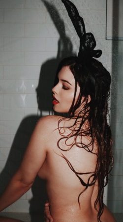 Isa Intensa descubre el placer que siempre has soñado